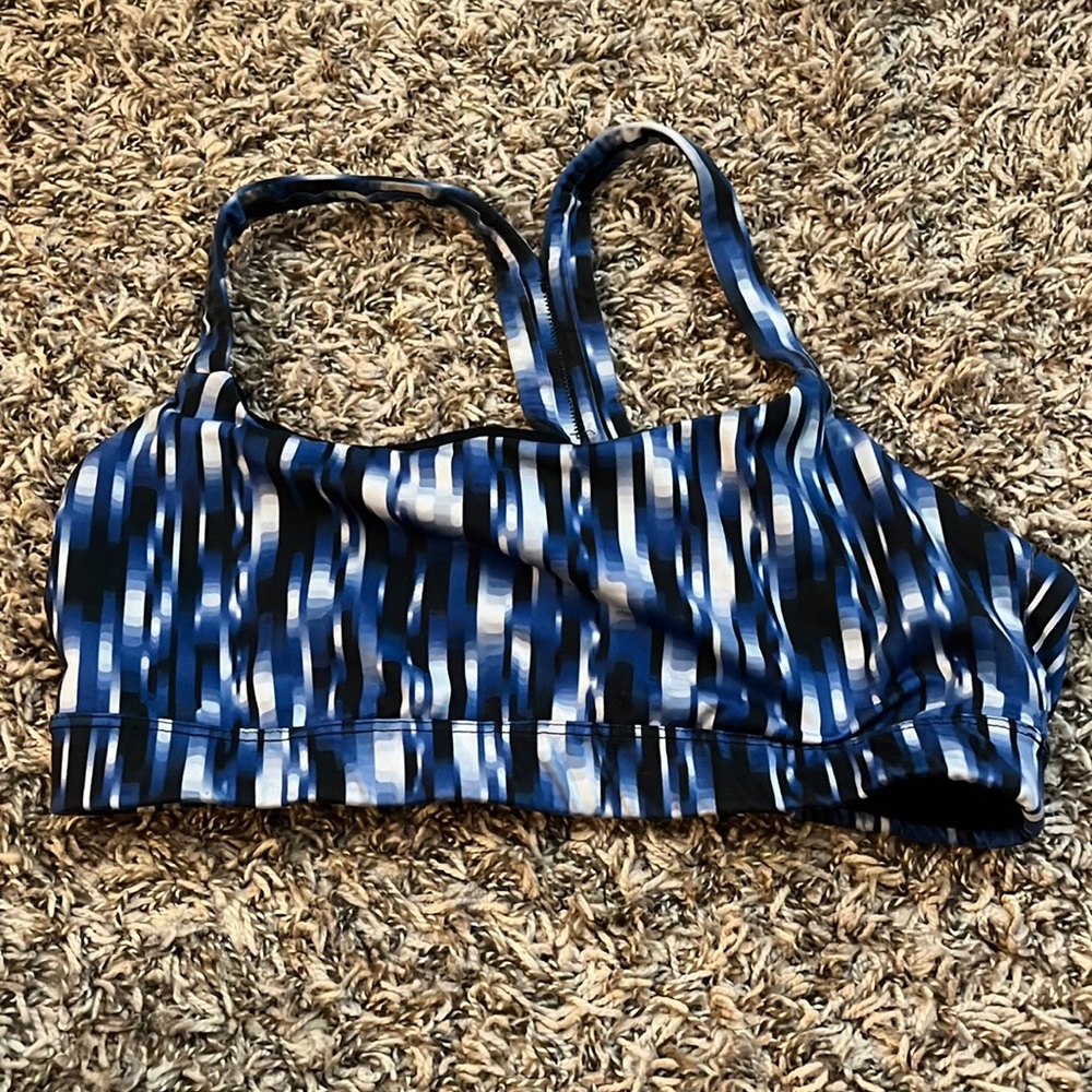 Sports bra